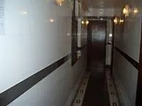 Maple Leaf Guest House Hong Kong Hotel