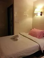 Maple Leaf Guest House Hong Kong Hotel